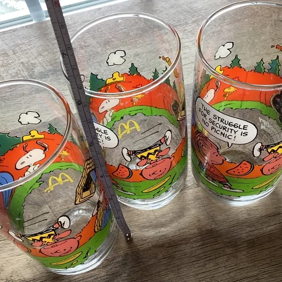 Vintage Charlie Brown Set of 3 Glasses Camp Snoopy Peanuts McDonalds 50s collect - Picture 8 of 10